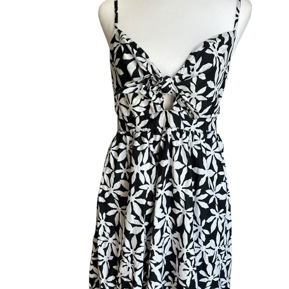 J.Crew Tie Front Cutout Smocked Back Dress Size 4 - Picture 7 of 17